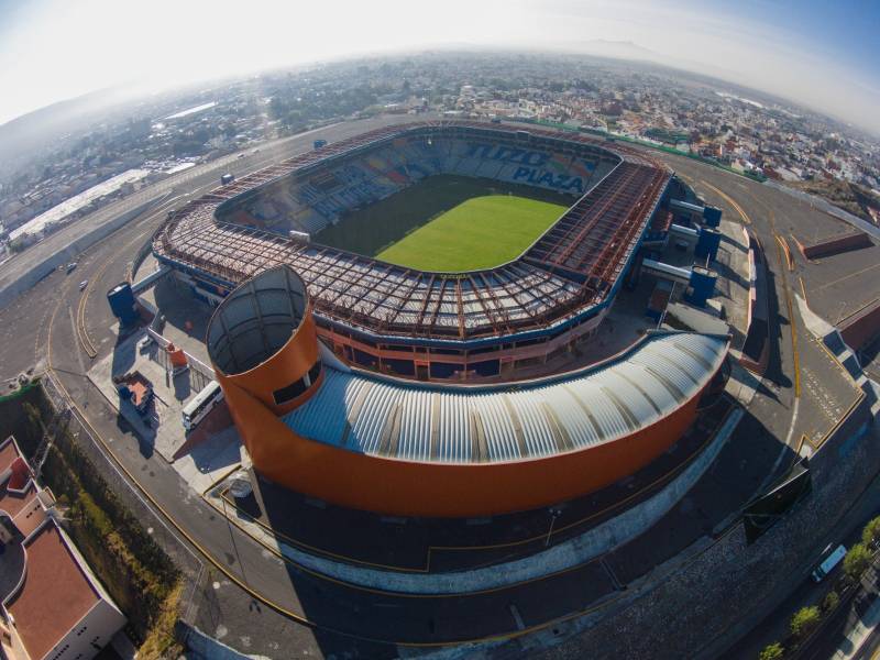 Pachuca regulará comercio en estacionamiento del estadio