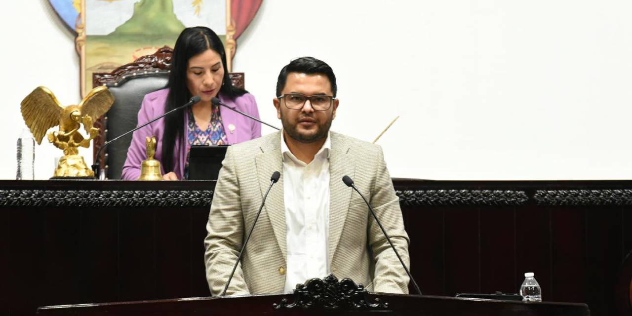Diputado rechaza uso de la fuerza en San Agustín Tlaxiaca