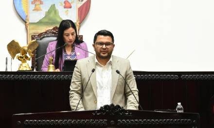 Diputado rechaza uso de la fuerza en San Agustín Tlaxiaca