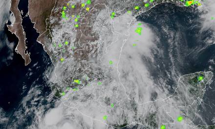 Flossie ya es huracán categoría 2 y ocasionará más lluvias