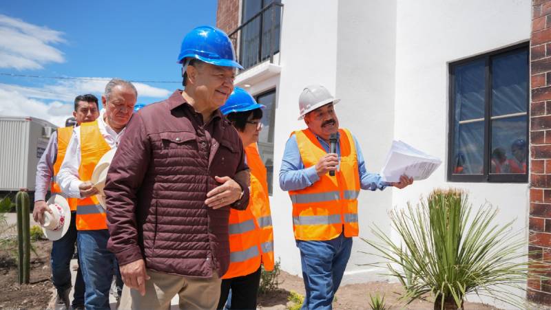 Verifica Menchaca construcción de las casas del Bienestar