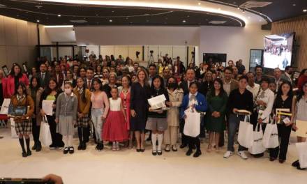 Reconocen a ganadores del Concurso de Dibujo Infantil y Juvenil