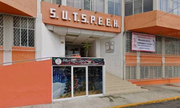 Deja Herrera Chagoya la dirigencia del SUTSPEEH