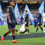 Salomón Rondón se va de los Tuzos