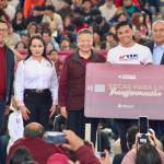 Becan a más de 17 mil estudiantes universitarios