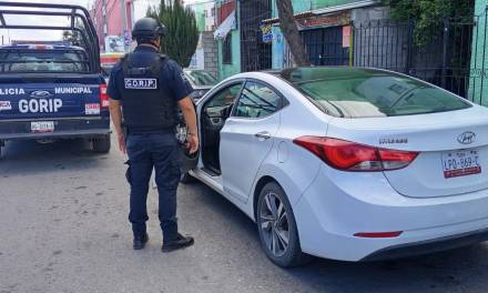 Aseguran dos vehículos con reporte de robo en Pachuca