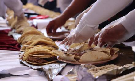 Actopan logra Récord Guinness con 11 mil tacos de barbacoa