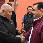 Andrés Velázquez abre su casa de atención
