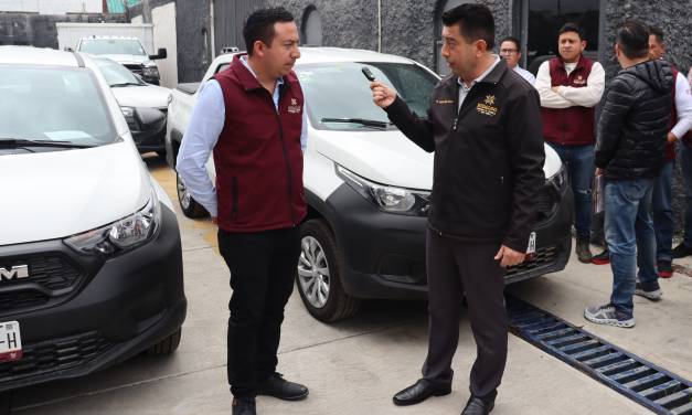 Entregan 56 nuevos vehículos a los Servidores del Pueblo