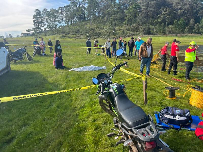 Pierden la vida padre e hija en jagüey de Singuilucan