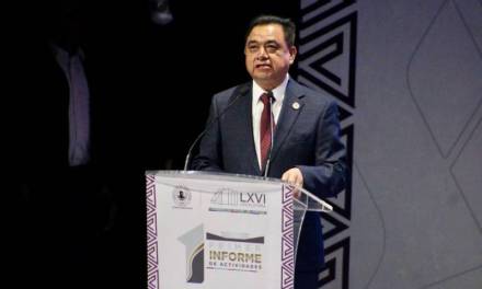 Andrés Velázquez rinde primer informe legislativo