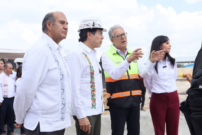 Mario Delgado realiza gira por el estado