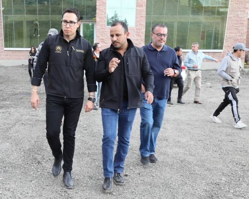 Jorge Reyes supervisa avances en el Rastro Municipal