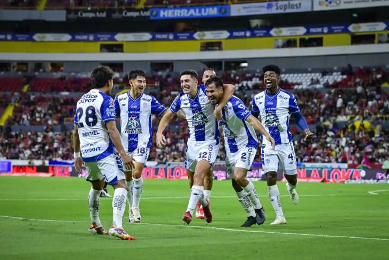 Intratable arranque de los Tuzos: golean 3-0 al Atlas