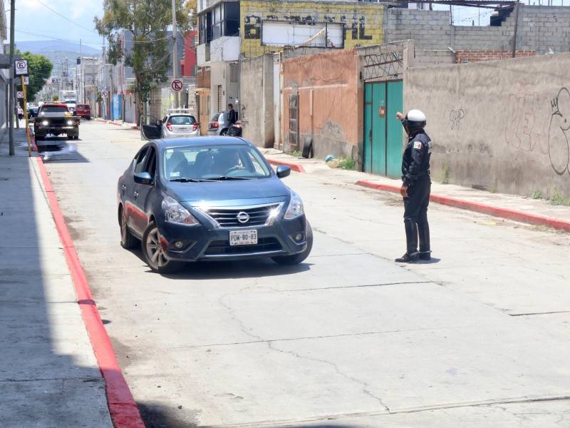 Implementan nuevo sentido vial en calles de Pachuca