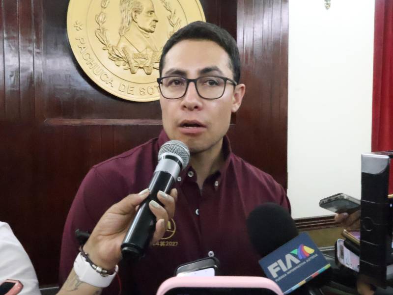 Jorge Reyes defiende costo de su primer informe de gobierno
