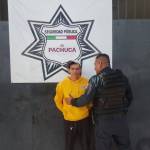 Detienen a hombre por presunto robo a transeúnte en Pachuca