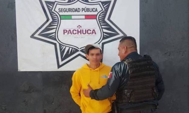 Detienen a hombre por presunto robo a transeúnte en Pachuca