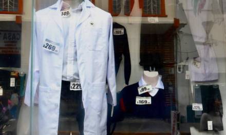 Entre pants deportivos y prendas adicionales, gastos en uniformes para el regreso a clases