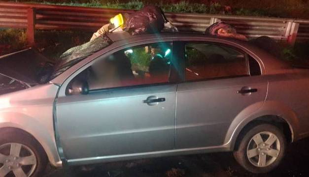 Fuerte choque en la México–Tuxpan deja dos fallecidos y una mujer herida