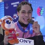 Osmar Olvera gana medalla de oro en el Mundial de Singapur