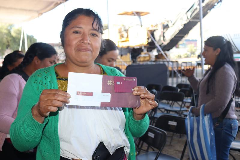 Entregarán tarjetas de apoyos sociales en la Sierra y la Huasteca