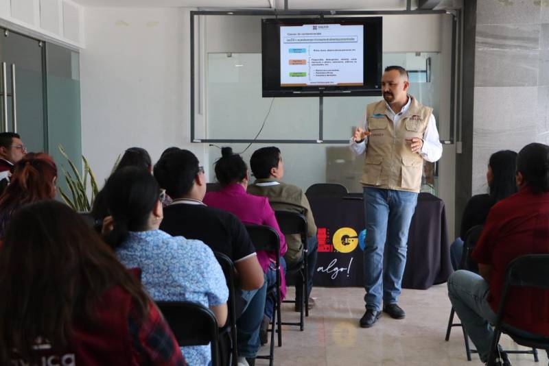 Capacitan a cocineros que participarán en la Feria San Francisco Pachuca