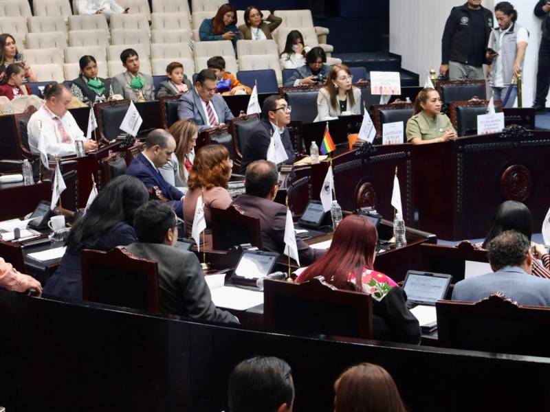 PAN Hidalgo acusa rezago en resolución de iniciativas en el Congreso local