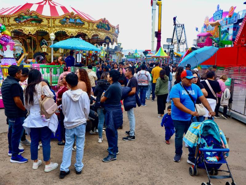 Asistentes se sienten seguros en la feria: sondeo