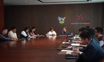 Ya analizan reubicación de familias damnificadas