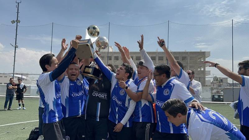 ADN y sus amigos es bicampeón del torneo de medios Funcope