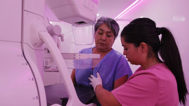Realizan jornadas de prevención contra el cáncer de mama