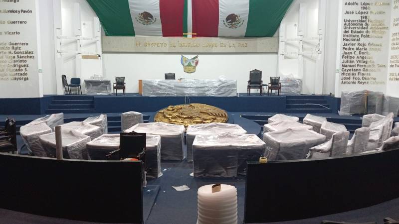 Inicia remodelación del Congreso; derrumbarán el Pleno
