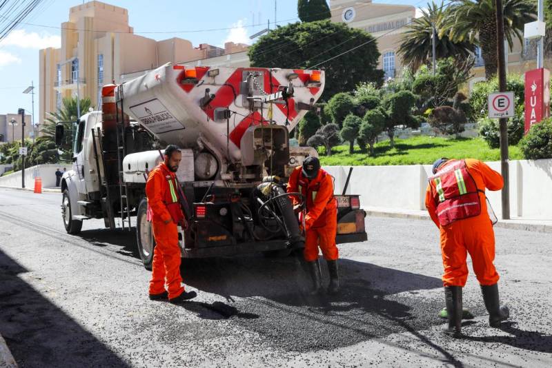 Avanza en Pachuca programa de bacheo con inversión de 15 mdp