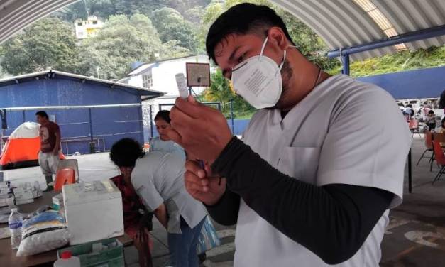 Se han aplicado más de 33 mil vacunas en zonas afectadas por las lluvias
