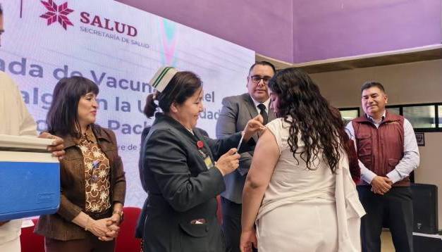 Hidalgo refuerza vacunación invernal con Macro Jornadas