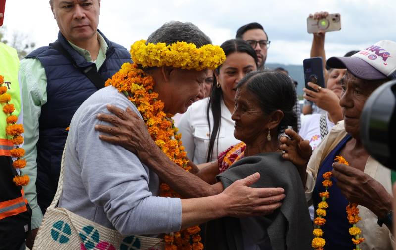 Visita Menchaca región Huasteca por afectaciones