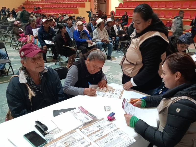 Inicia segunda entrega de apoyos a familias afectadas por las lluvias en Hidalgo