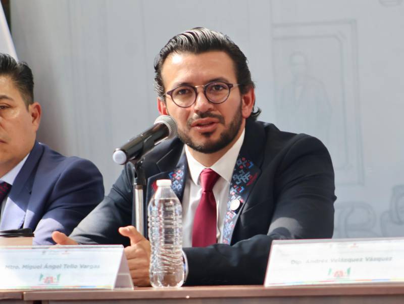 Miguel Tello comparece ante el Congreso local