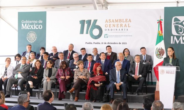 Respalda Julio Menchaca política de Salud federal