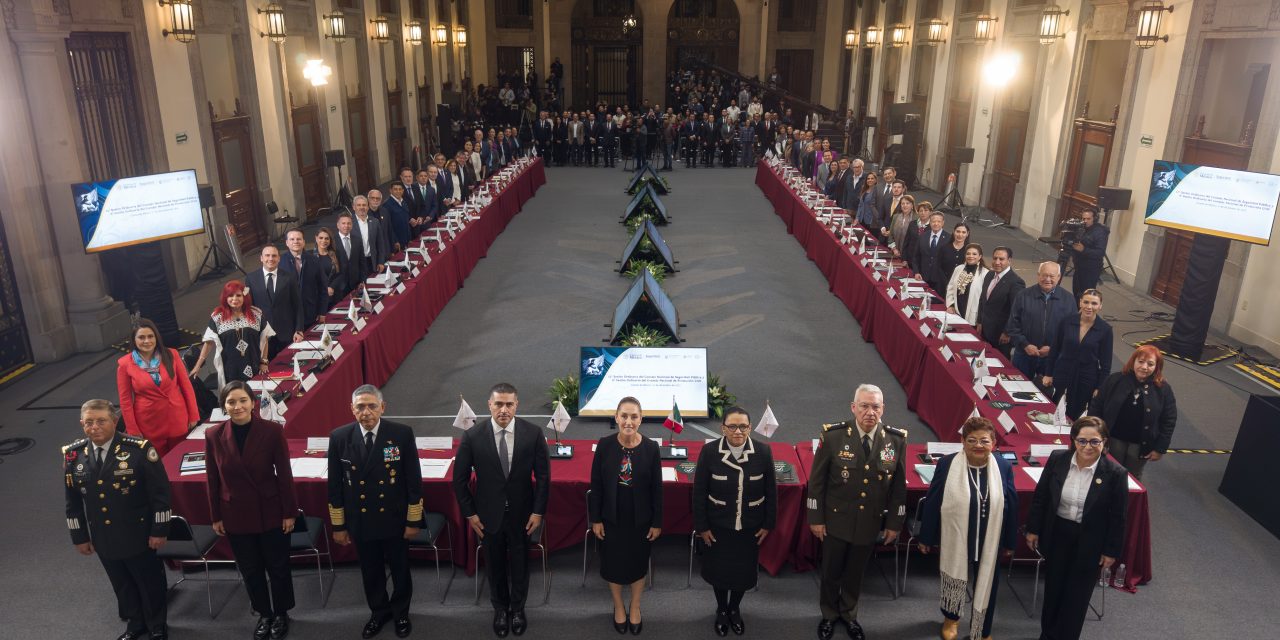 Asiste Menchaca al acuerdo nacional contra extorsión 