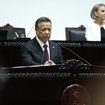 Julio Menchaca presentó iniciativas para fortalecer al servicio público