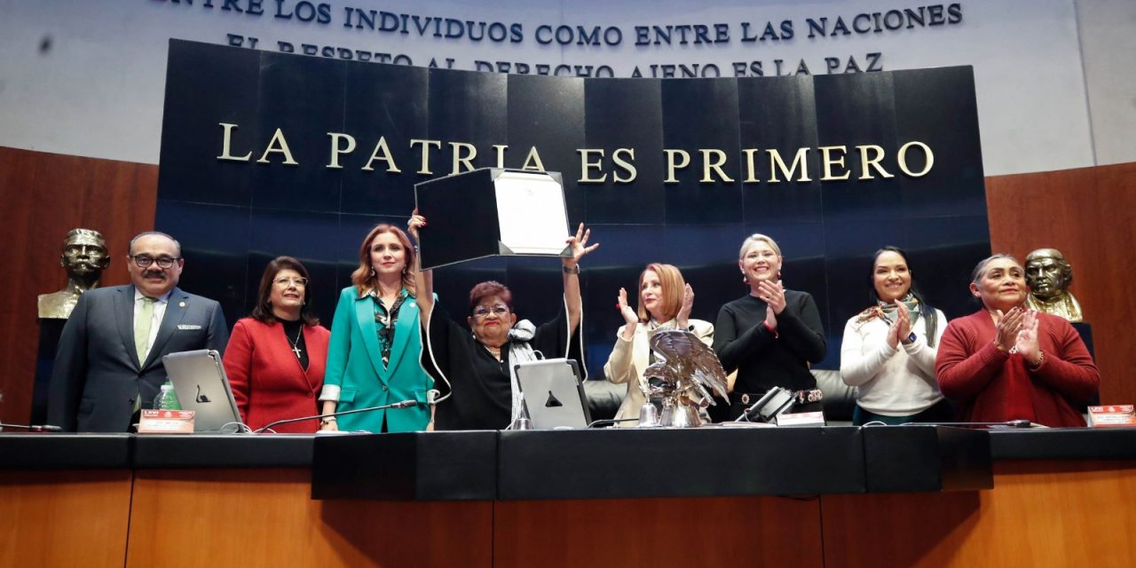 Designan a Ernestina Godoy como nueva fiscal general