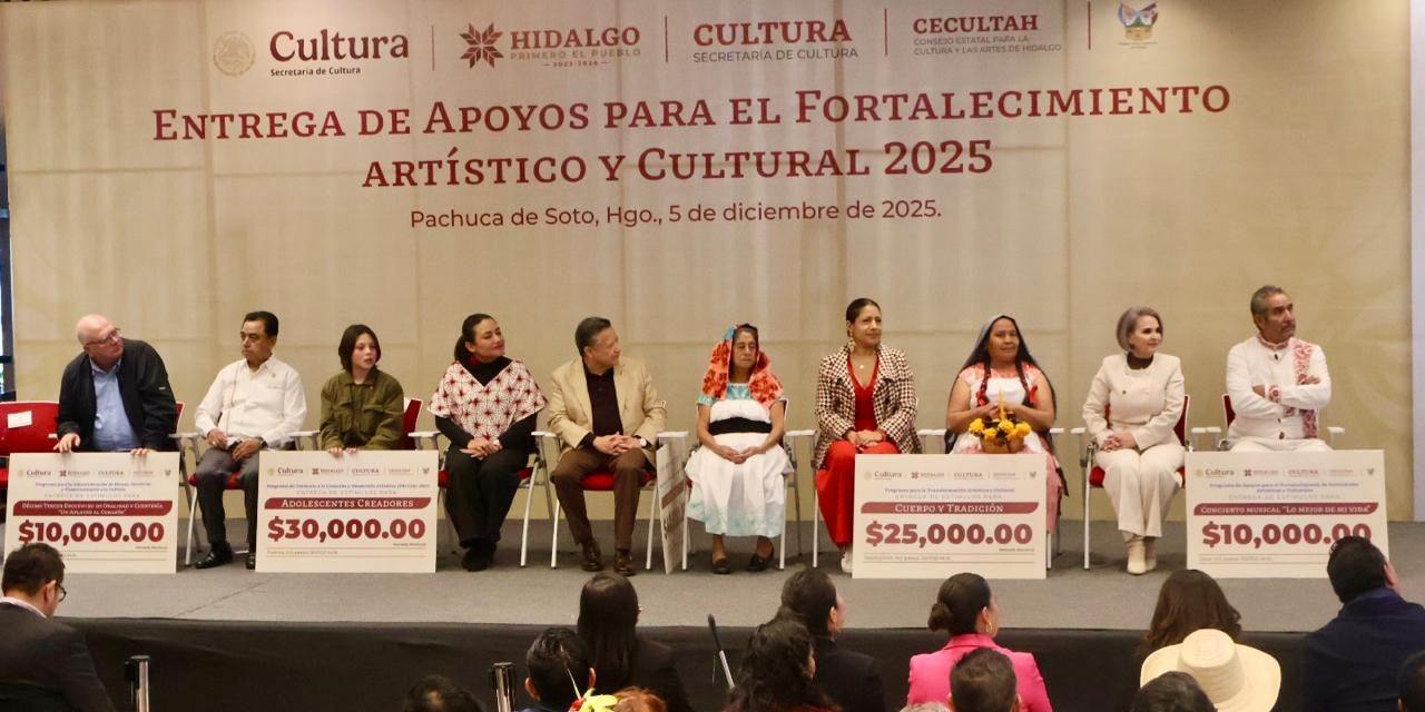 Entregan 453 apoyos a creadores hidalguenses