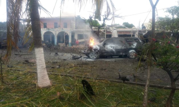 Autobomba cobra 5 vidas en Michoacán