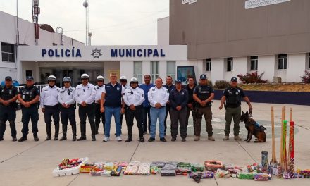 Decomisan 25 kg de pirotecnia en Pachuca