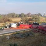 Vuelca tráiler y genera caos vial en la México-Pachuca