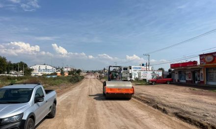 Construyen segunda etapa de carretera Huasca-Tulancingo