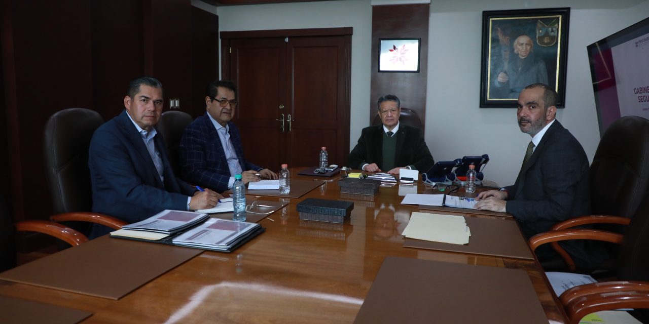 Detienen a cinco personas y recuperan 10 vehículos tras operativo en Tula