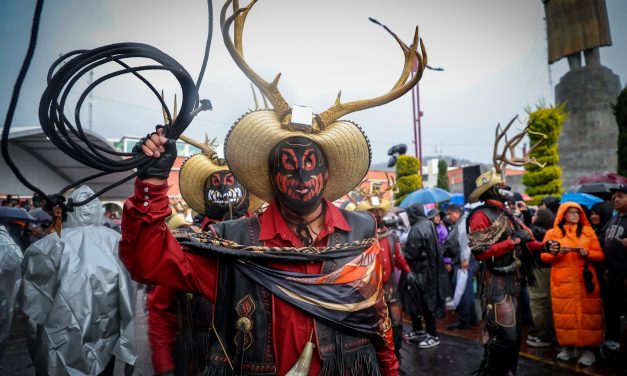 Hidalgo convoca al Desfile de Carnavales en Pachuca 2026